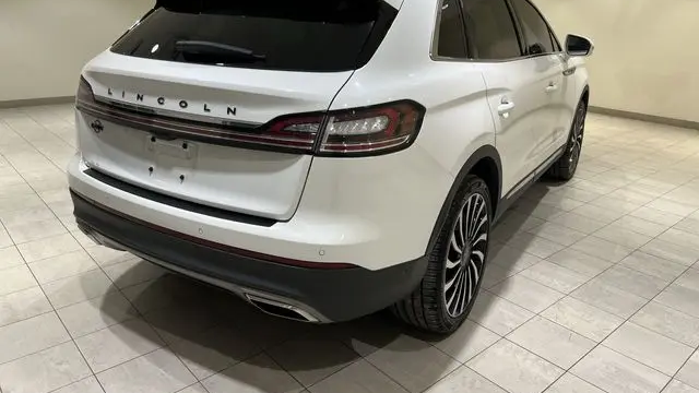2022 Lincoln Nautilus Black Label