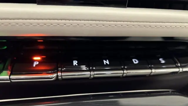 2022 Lincoln Nautilus Black Label