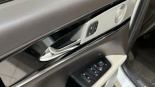 2022 Lincoln Nautilus Black Label