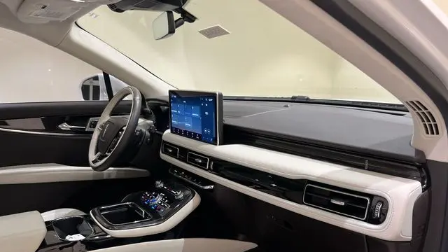 2022 Lincoln Nautilus Black Label