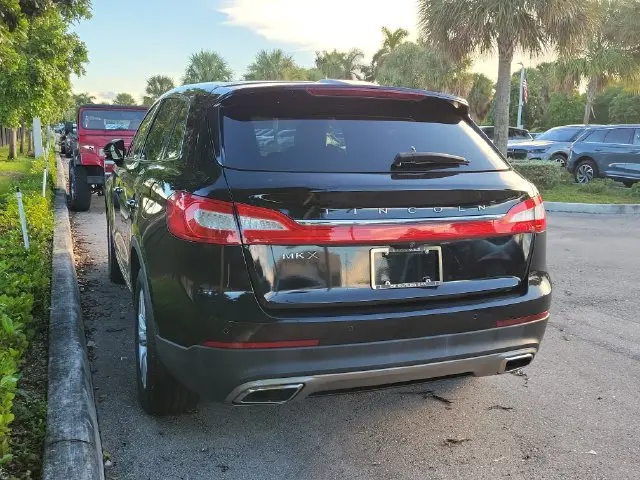2016 Lincoln MKX - $12,990