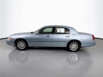 2011 Town Car Thumbnail 4