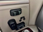 2011 Town Car Thumbnail 20