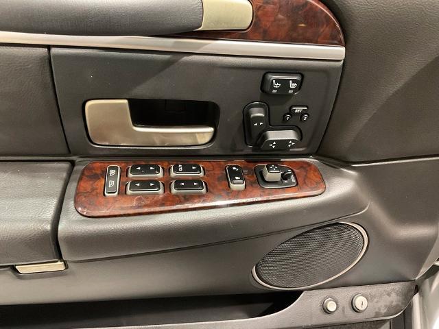2008 Lincoln Town Car - $13,970