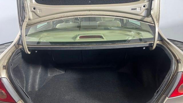 2005 Toyota Corolla LE