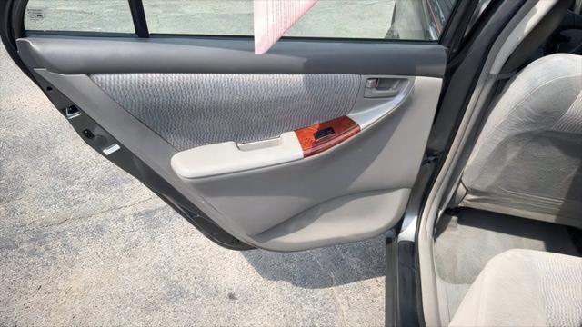 2007 Toyota Corolla - $6,952