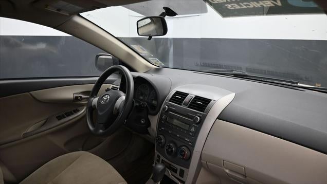 2011 Toyota Corolla LE