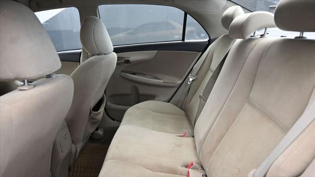 2011 Toyota Corolla LE