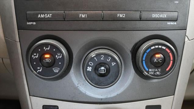 2011 Toyota Corolla LE