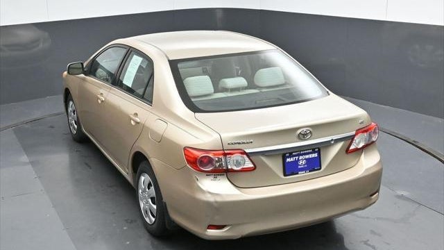 2011 Toyota Corolla LE