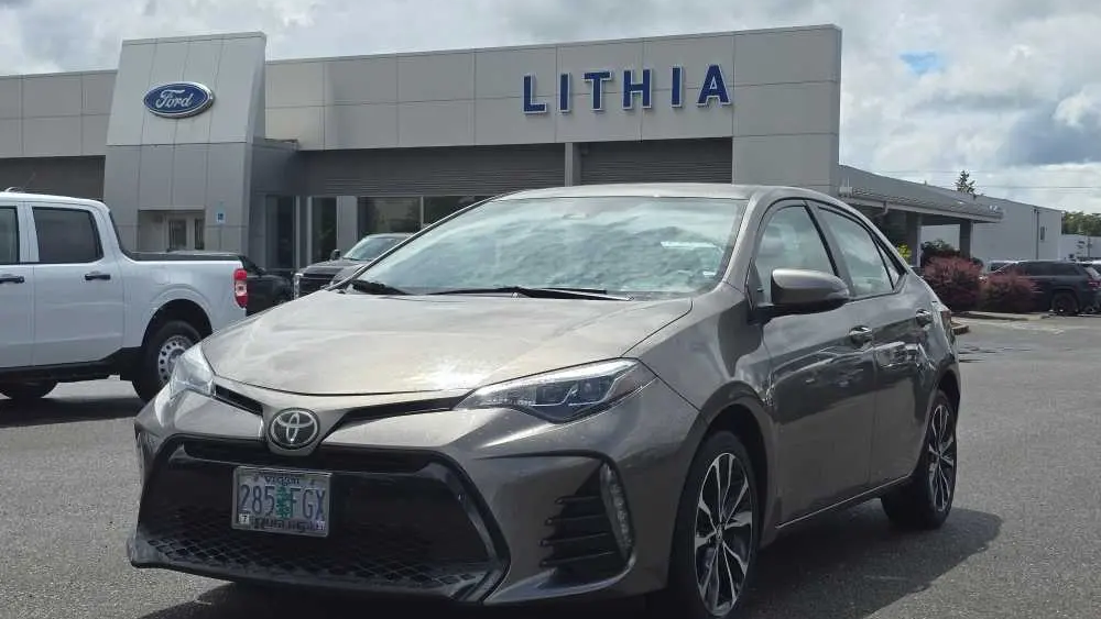 Preowned 2018 Toyota Corolla SE for Sale