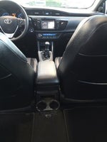 2015 Corolla Thumbnail 29