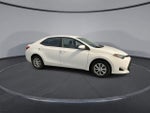 2017 Corolla Thumbnail 9
