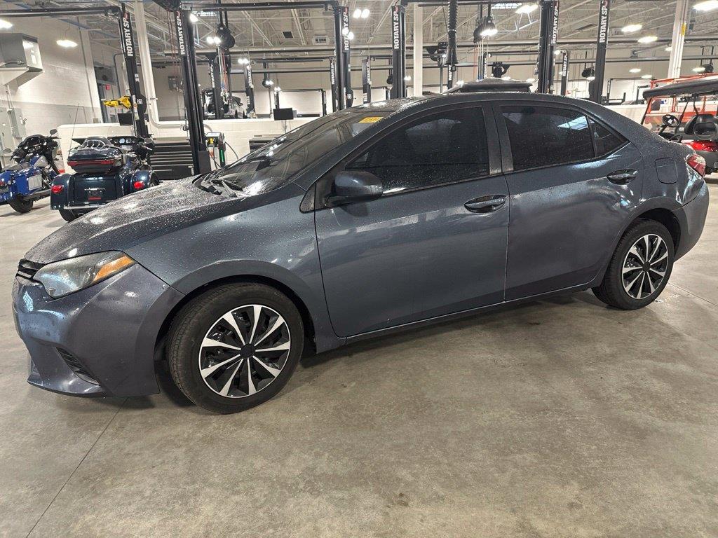 2014 Toyota Corolla LE — photo 1 of 12
