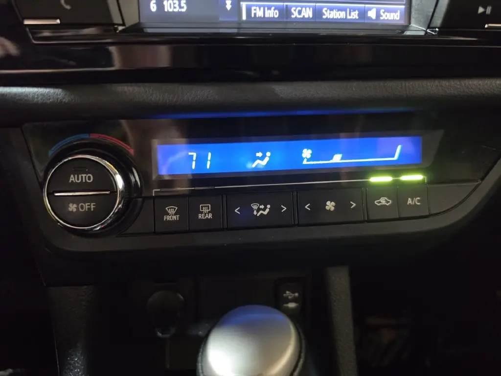2015 Toyota Corolla - $12,477