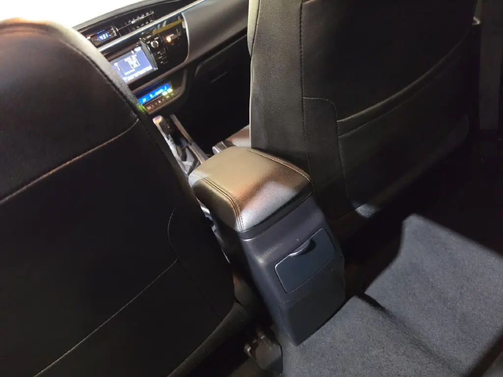 2015 Toyota Corolla - $12,477
