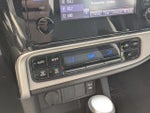 2018 Corolla Thumbnail 15