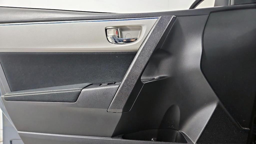 2015 Toyota Corolla LE Plus