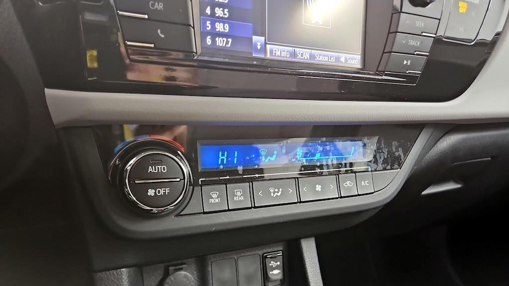 2015 Toyota Corolla LE Plus