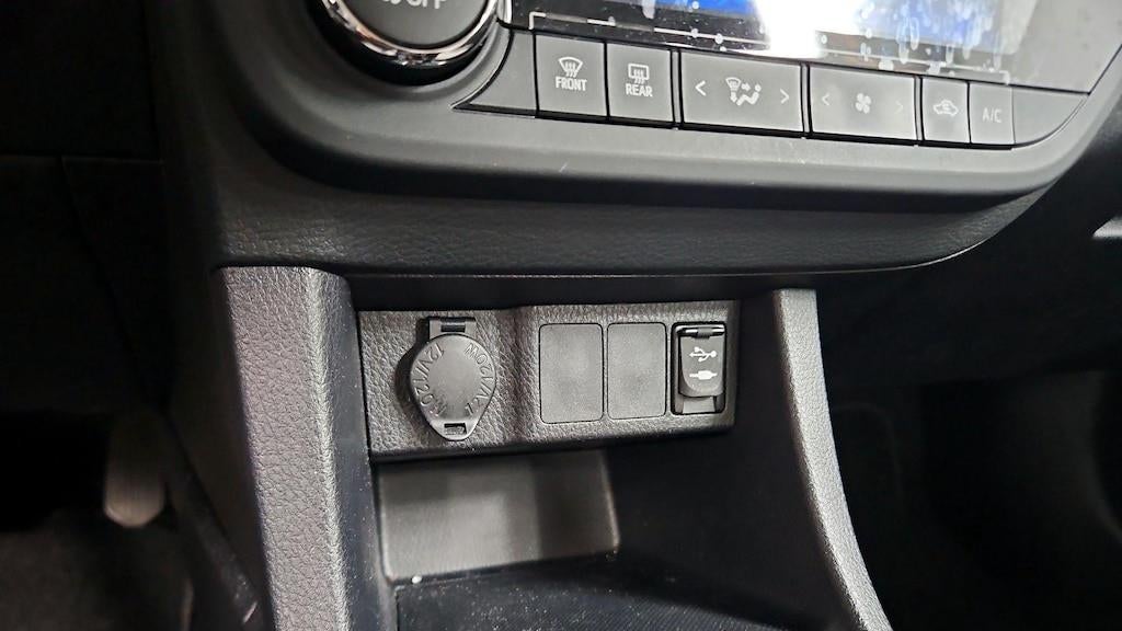 2015 Toyota Corolla LE Plus