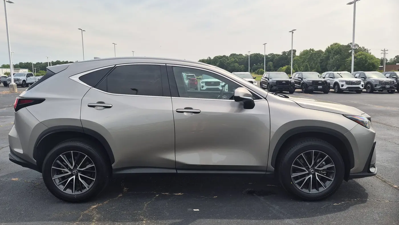 2024 Lexus NX 250 Base