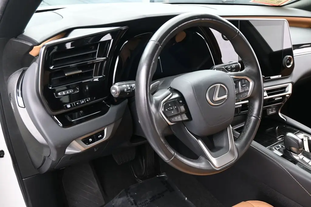 2025 Lexus RX - $43,521