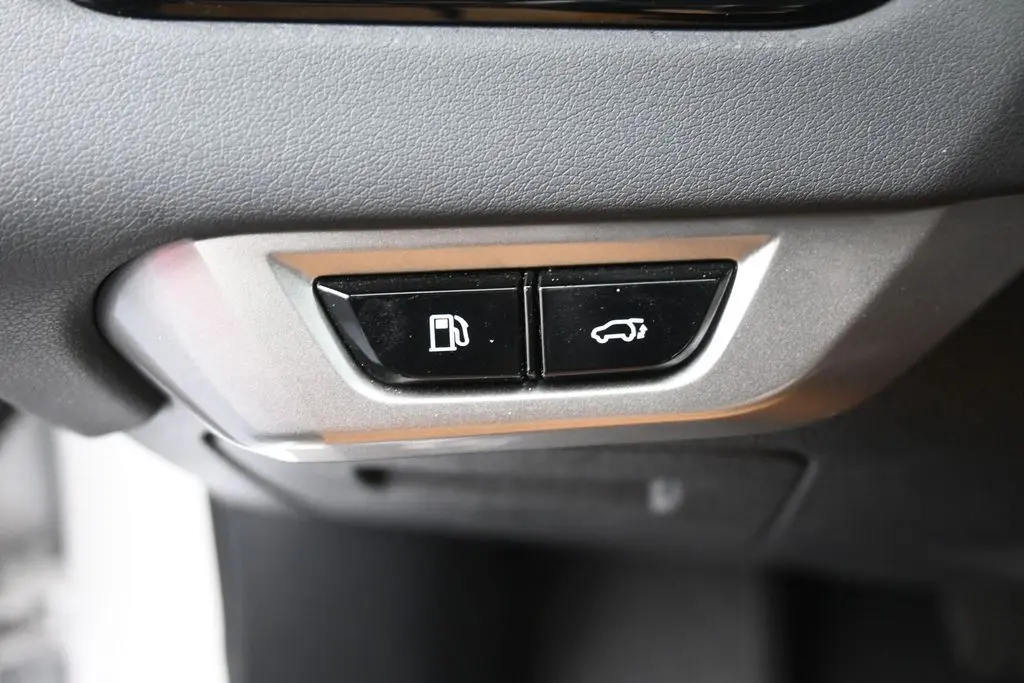 2025 Lexus RX - $43,521