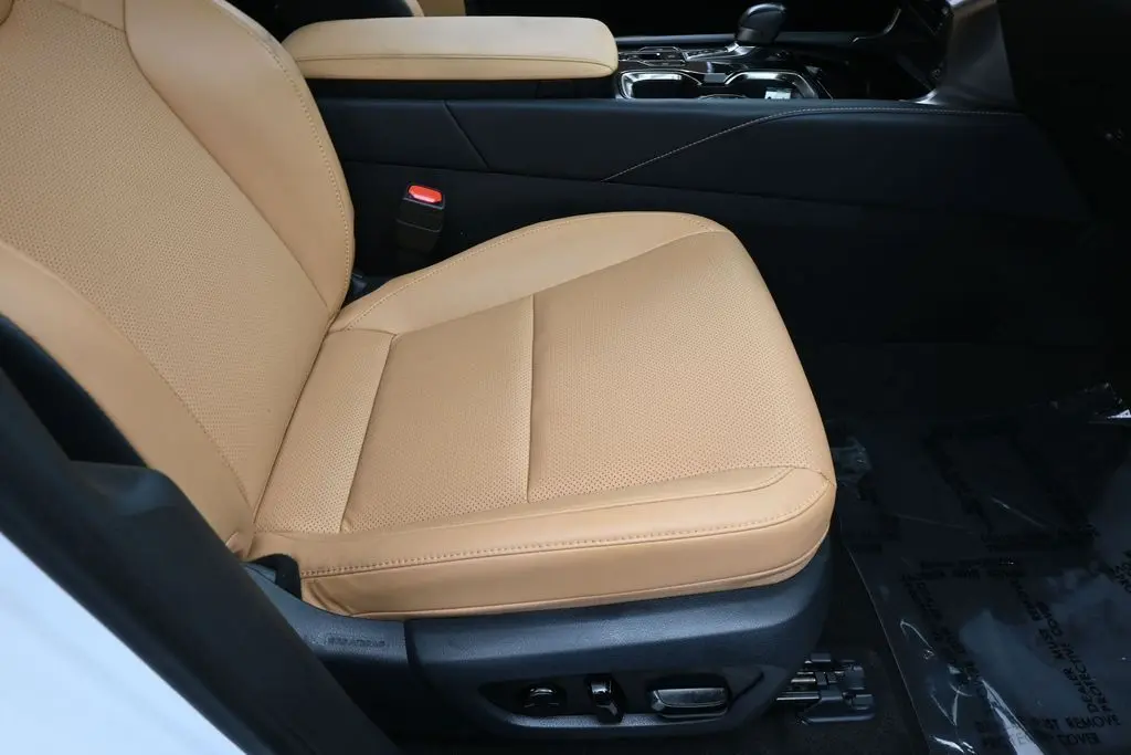 2025 Lexus RX - $43,521