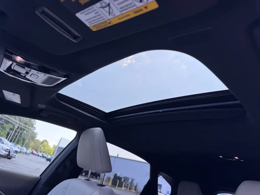 2023 Lexus RX - $42,197