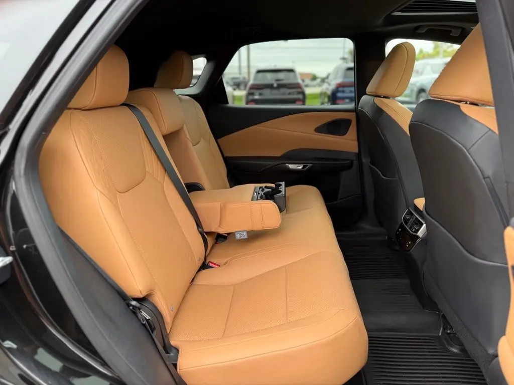 2025 Lexus RX - $45,500