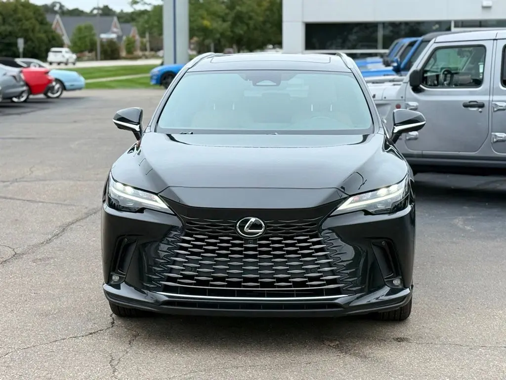 2025 Lexus RX - $45,500