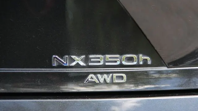 2025 Lexus NX 350h Luxury