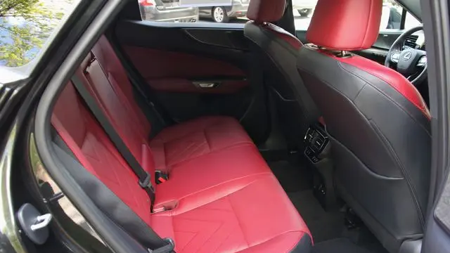 2025 Lexus NX 350h Luxury