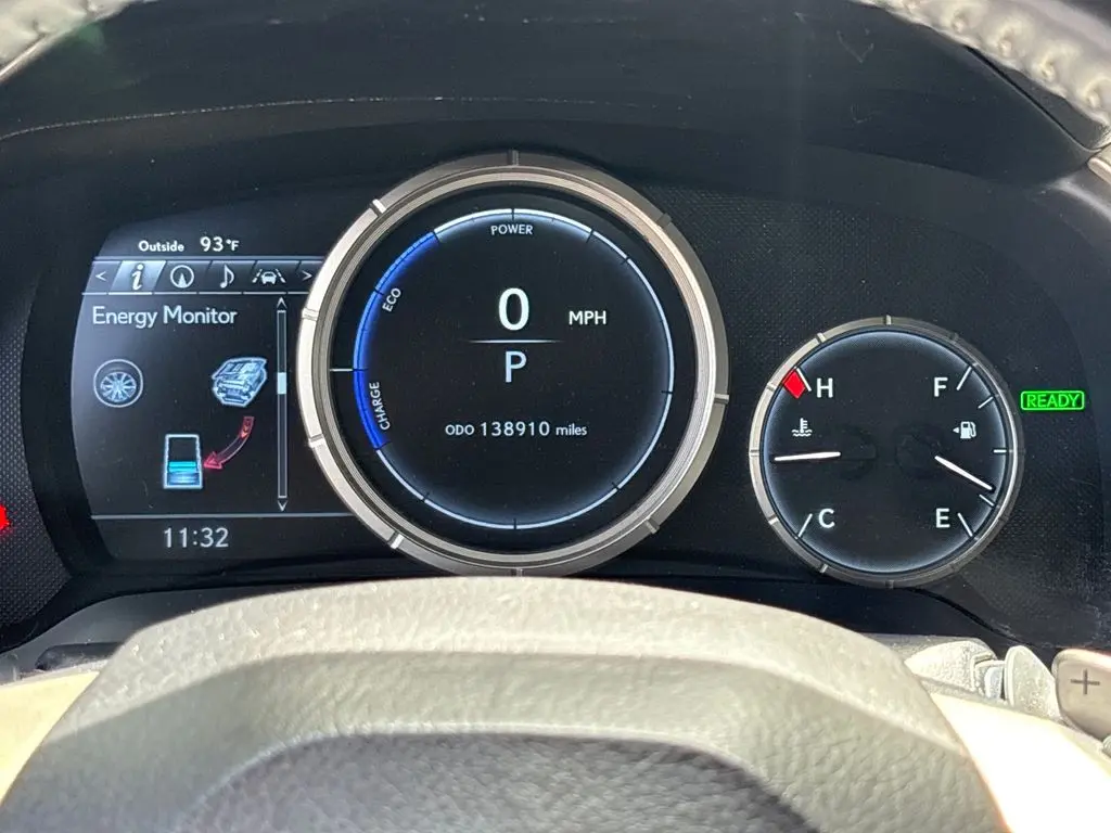 2022 Lexus RX - $33,500