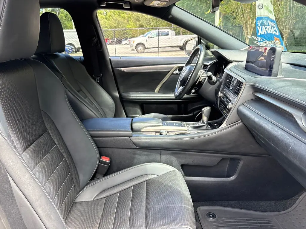 2022 Lexus RX - $33,500