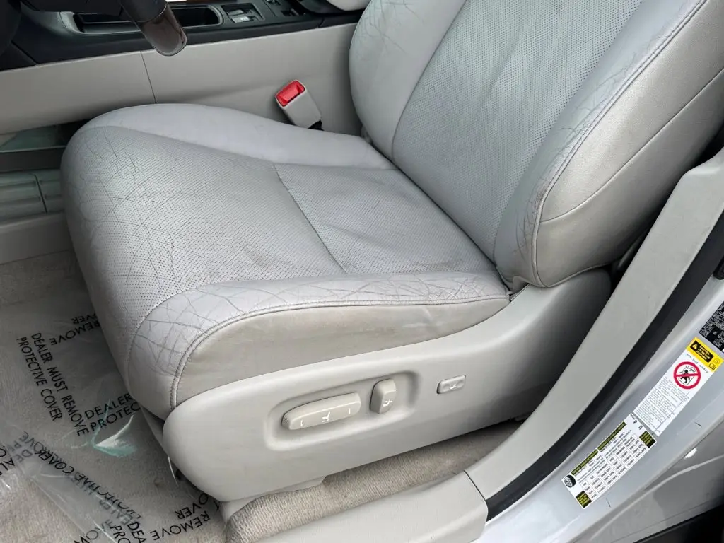 2011 Lexus RX - $13,000