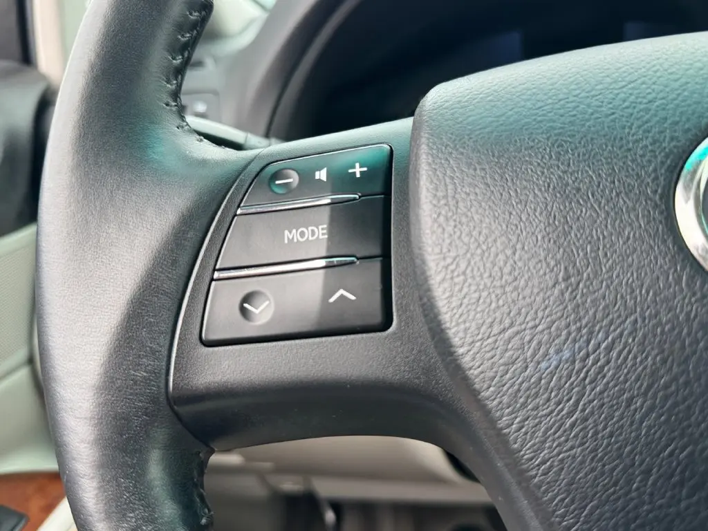 2011 Lexus RX - $13,000