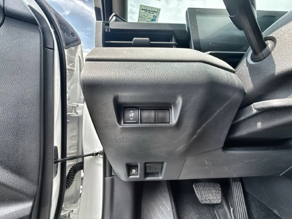 2026 Toyota RAV4 - $40,291
