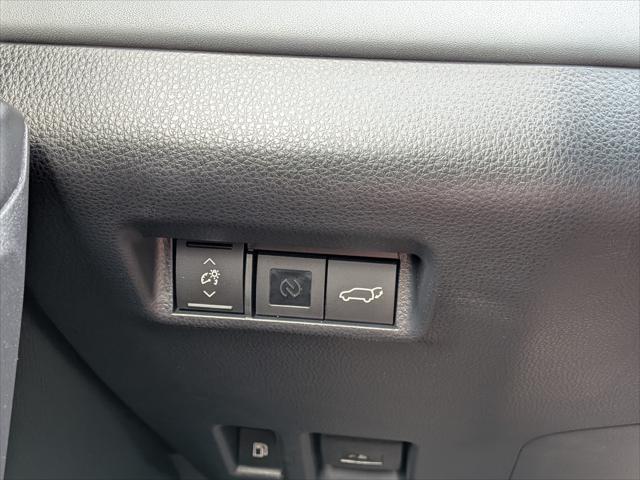 2026 Toyota RAV4 - $43,772