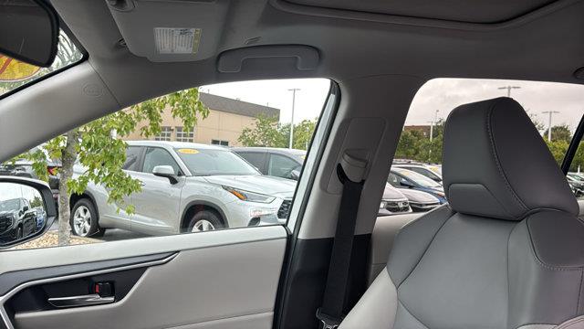 2024 Toyota RAV4 - $35,982