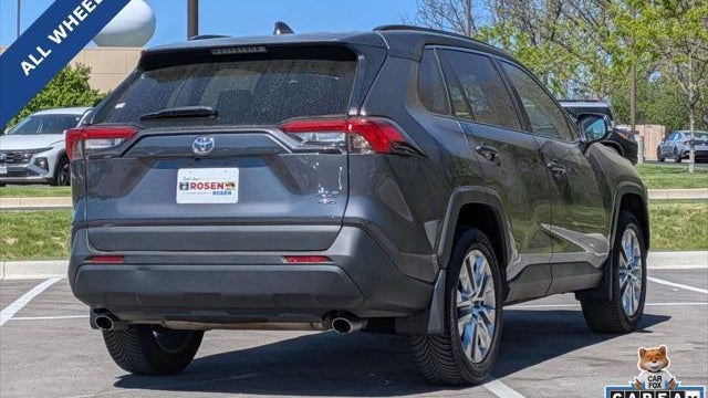 2021 Toyota RAV4 XLE Premium