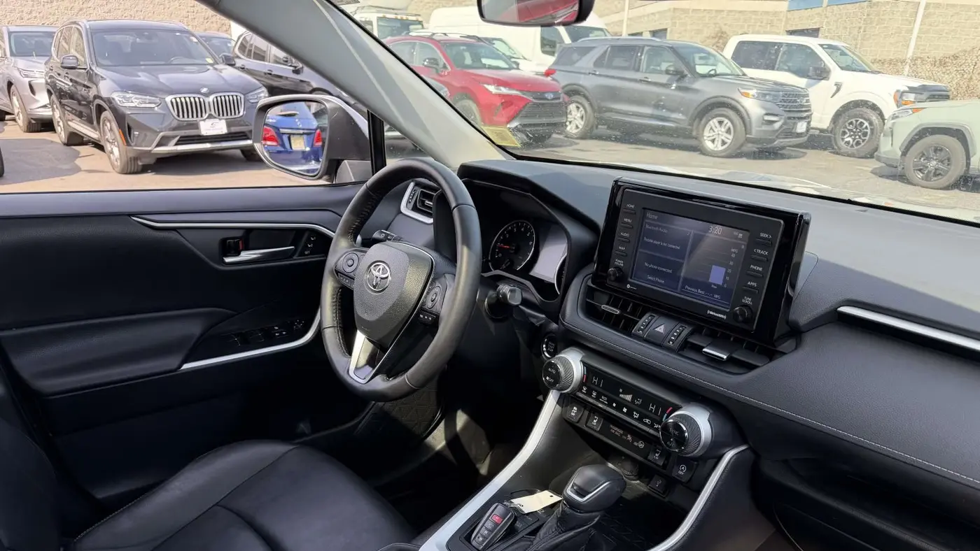 2021 Toyota RAV4 XLE Premium