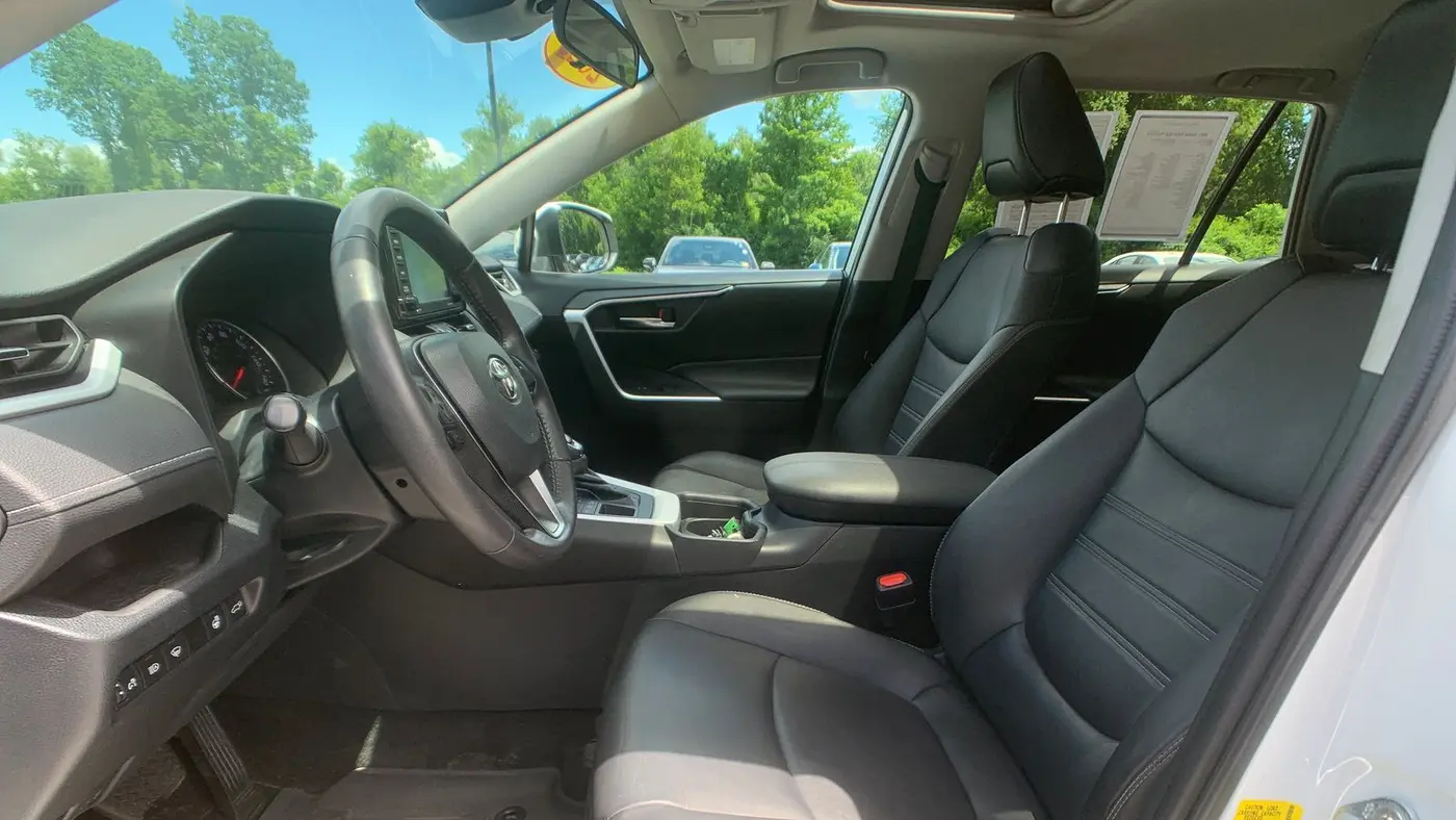 2021 Toyota RAV4 XLE Premium