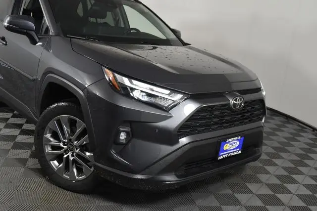 2023 Toyota RAV4 - $35,706