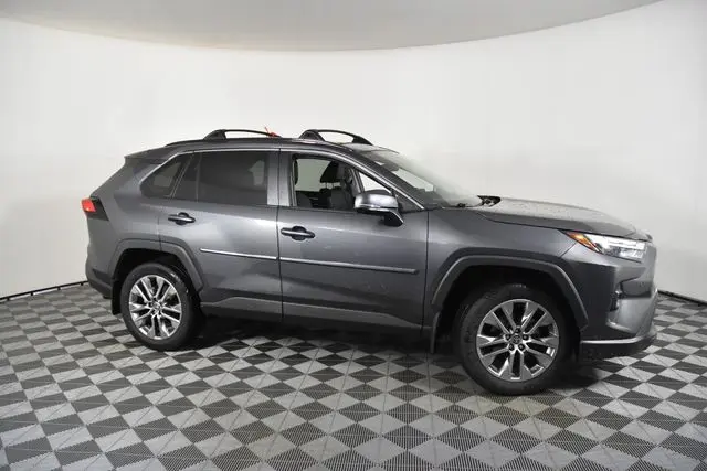 2023 Toyota RAV4 - $35,706