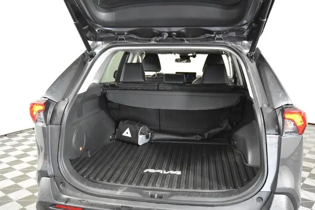 2023 Toyota RAV4 - $35,706
