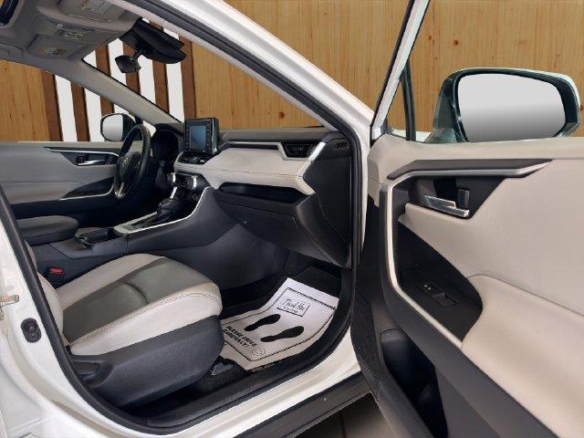 2020 Toyota RAV4 - $20,888