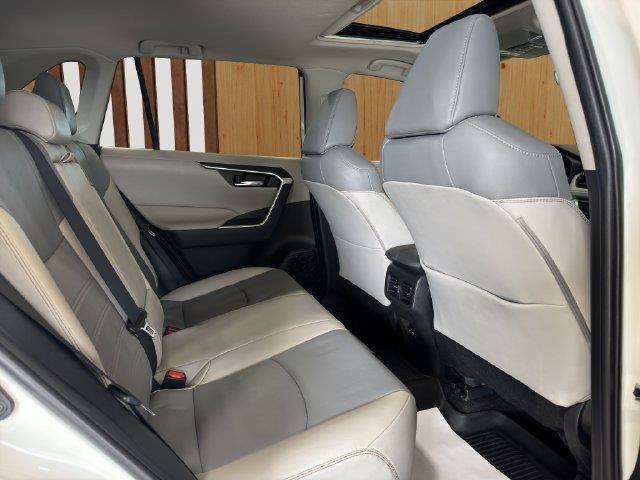 2020 Toyota RAV4 - $20,888