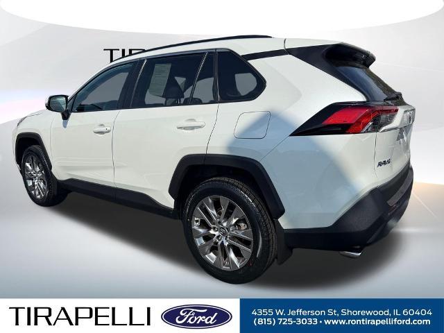 2021 Toyota RAV4 XLE Premium — photo 1 of 7