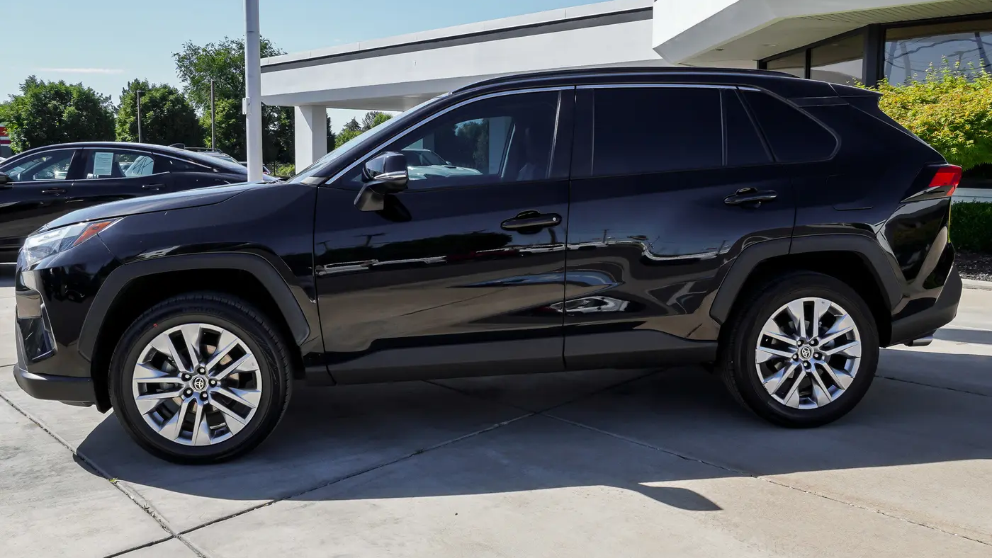 2024 Toyota RAV4 XLE Premium